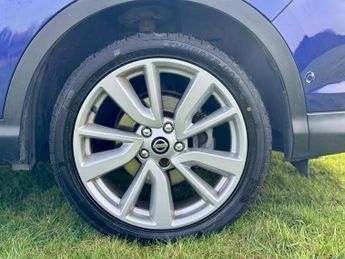 Nissan Qashqai 1.2 DIG-T Tekna XTRON 2WD Euro 6 (s/s) 5dr