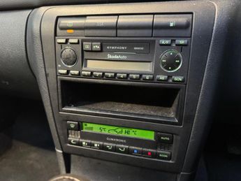 Skoda Octavia 1.9 TDI Pure Drive Elegance 5dr