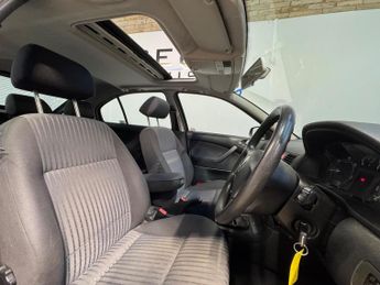 Skoda Octavia 1.9 TDI Pure Drive Elegance 5dr