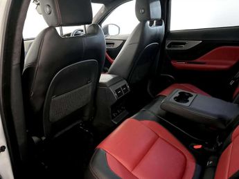 Jaguar F-PACE 2.0 P250i Chequered Flag SUV 5dr Petrol Auto AWD Euro 6 (s/s) (2