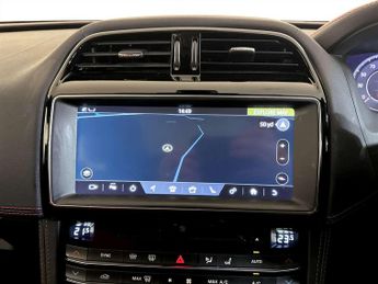 Jaguar F-PACE 2.0 P250i Chequered Flag SUV 5dr Petrol Auto AWD Euro 6 (s/s) (2