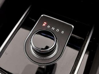 Jaguar F-PACE 2.0 D180 R-Sport SUV 5dr Diesel Auto AWD Euro 6 (s/s) (180 ps)