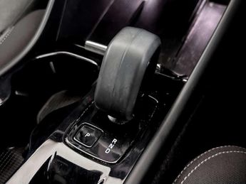 Volvo XC40 1.5h T4 Recharge 10.7kWh Plus SUV 5dr Petrol Plug-in Hybrid Auto