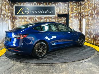 Tesla Model 3 (Dual Motor) Long Range Auto 4WDE 4dr