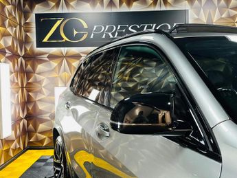 BMW X5 M 4.4i V8 Competition Auto xDrive Euro 6 (s/s) 5dr