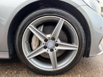 Mercedes-Benz C Class 2.1 C300h BlueTEC AMG Line Saloon 4dr Diesel Hybrid G-Tronic+ Eu