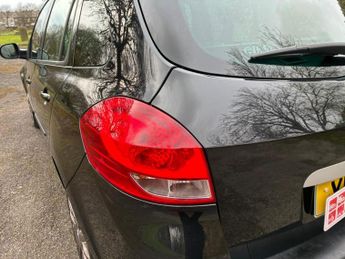 Renault Clio 1.6 VVT GT Line TomTom Sport Tourer Auto Euro 5 5dr