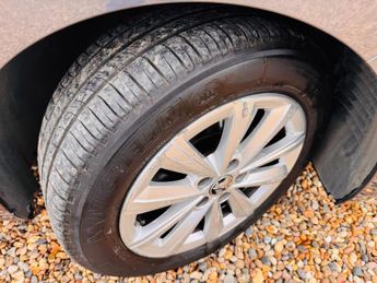 Vauxhall Astra 1.5 Turbo D Design Auto Euro 6 (s/s) 5dr