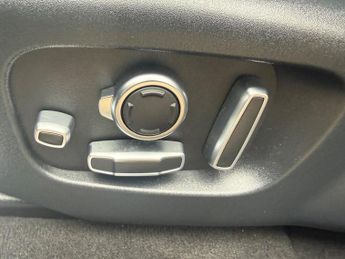 Land Rover Range Rover Velar 2.0 D240 HSE Auto 4WD Euro 6 (s/s) 5dr