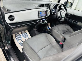 Toyota Yaris 1.5 VVT-h T4 CVT Euro 5 5dr