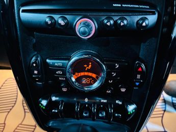 MINI Countryman 2.0 Cooper D Auto ALL4 Euro 5 5dr