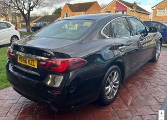Infiniti Q70 2.2d Premium Auto Euro 6 (s/s) 4dr