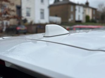 Toyota Corolla 1.8 VVT-h Icon CVT Euro 6 (s/s) 5dr