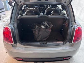 MINI Electric Hatch Cooper SE 32.6kWh Level 2 Auto 3dr