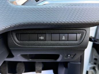 Peugeot 208 1.2 PureTech XS Lime Euro 6 5dr