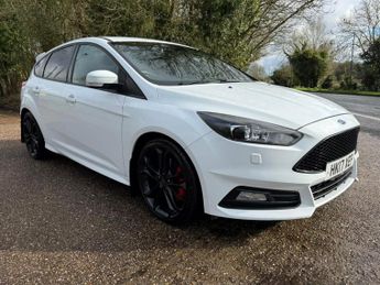 Ford Focus 2.0T EcoBoost ST-3 Euro 6 (s/s) 5dr