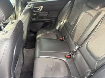 Jaguar XF 2.2d R-Sport Sportbrake Auto Euro 5 (s/s) 5dr