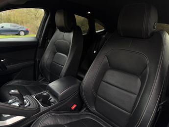 Jaguar E-PACE 2.0 D180 R-Dynamic HSE SUV 5dr Diesel Auto AWD Euro 6 (s/s) (180