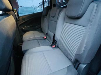 Ford Grand C-Max 1.5 TDCi Titanium Powershift Euro 6 (s/s) 5dr (Nav)