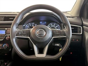 Nissan Qashqai 1.2 DIG-T Visia SUV 5dr Petrol Manual Euro 6 (s/s) (115 ps)