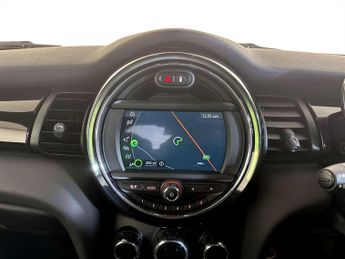 MINI Electric Hatch Cooper SE 32.6kWh Level 2 Hatchback 3dr Electric Auto (184 ps)