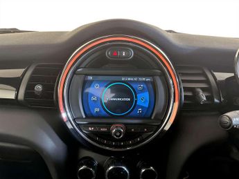 MINI Electric Hatch Cooper SE 32.6kWh Level 2 Hatchback 3dr Electric Auto (184 ps)
