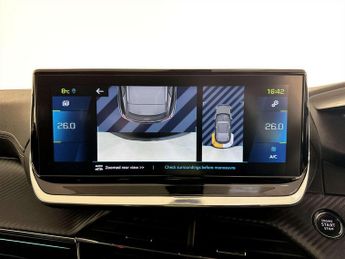 Peugeot E-2008 50kWh GT SUV 5dr Electric Auto (136 ps)