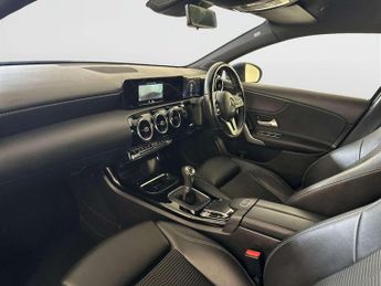 Mercedes-Benz A Class 1.3 A200 Sport Euro 6 (s/s) 5dr