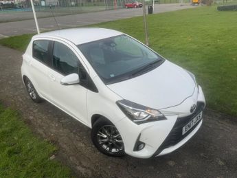 Toyota Yaris 1.5 VVT-i Icon Tech CVT Euro 6 5dr