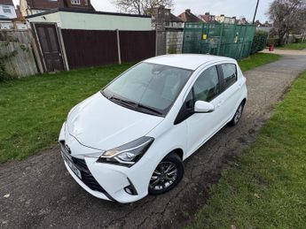 Toyota Yaris 1.5 VVT-i Icon Tech CVT Euro 6 5dr