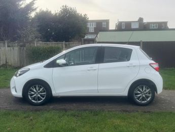 Toyota Yaris 1.5 VVT-i Icon Tech CVT Euro 6 5dr