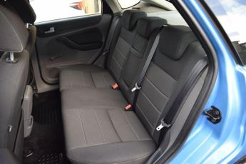 Ford Focus 1.6 Sport Auto 5dr