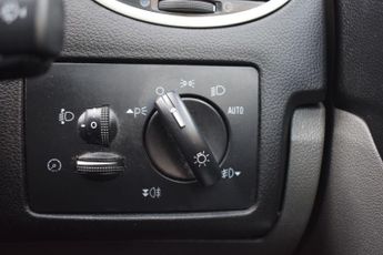 Ford Focus 1.6 Sport Auto 5dr