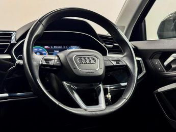 Audi Q3 1.4 TFSIe 45 Technik SUV 5dr Petrol Plug-in Hybrid S Tronic Euro