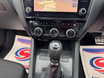 Skoda Octavia 2.0 TDI vRS DSG 4WD Euro 6 (s/s) 5dr