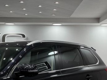 Mitsubishi Outlander 2.4h TwinMotor 13.8kWh Design CVT 4WD Euro 6 (s/s) 5dr