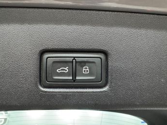 Audi Q4 e-tron 40 Sport Auto 5dr 82kWh