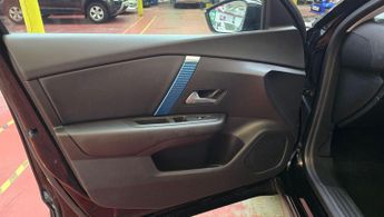 Citroen e-C4 50kWh Shine Plus Auto 5dr (7.4kW Charger)