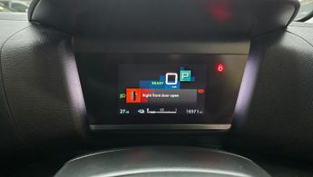 Citroen e-C4 50kWh Shine Plus Auto 5dr (7.4kW Charger)