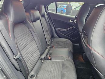 Mercedes-Benz GLA 2.1 GLA200d AMG Line 7G-DCT Euro 6 (s/s) 5dr