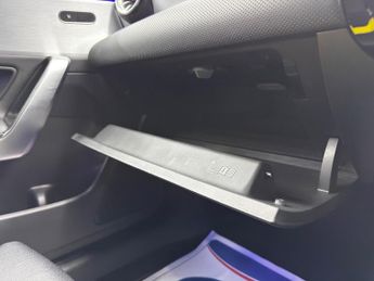 Mercedes-Benz CLA 1.3 CLA180 AMG Line (Premium 2) Coupe 7G-DCT Euro 6 (s/s) 4dr