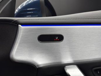 Mercedes-Benz CLA 1.3 CLA180 AMG Line (Premium 2) Coupe 7G-DCT Euro 6 (s/s) 4dr