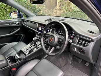 Porsche Macan 2.0T PDK 4WD Euro 6 (s/s) 5dr