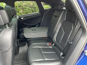 Porsche Macan 2.0T PDK 4WD Euro 6 (s/s) 5dr