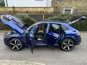 Porsche Macan 2.0T PDK 4WD Euro 6 (s/s) 5dr