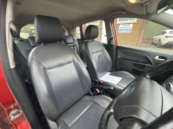 Ford Fiesta 1.4 Ghia 5dr