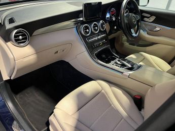 Mercedes-Benz GLC 2.1 GLC220d Sport (Premium) G-Tronic 4MATIC Euro 6 (s/s) 5dr