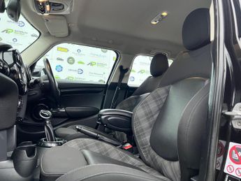 MINI Hatch 1.5 Cooper D Auto Euro 6 (s/s) 5dr