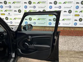 MINI Hatch 1.5 Cooper D Auto Euro 6 (s/s) 5dr