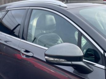 Ford Mondeo 2.0 TDCi Vignale Powershift Euro 6 (s/s) 5dr